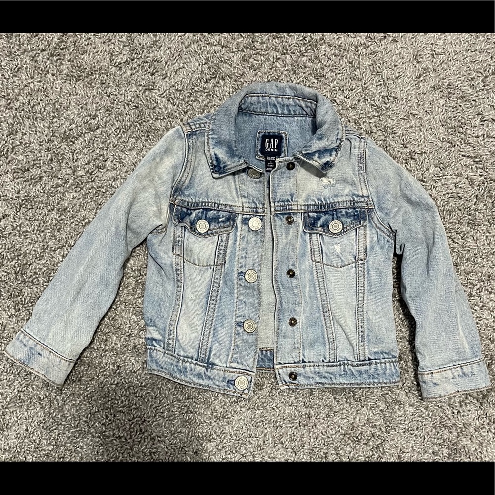 4 toddler gap light denim jacket